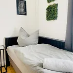 Apartment Moderne I Zentral I Grosser Parkplatz Duisburg