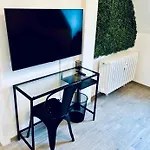Apartment Moderne I Zentral I Grosser Parkplatz