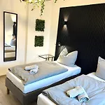 Apartment Moderne I Zentral I Grosser Parkplatz Duisburg