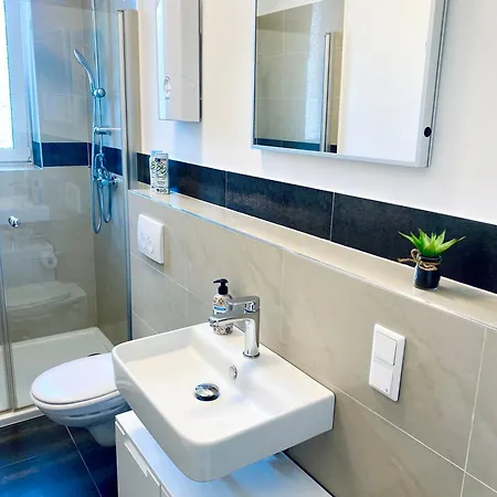 Apartment Moderne I Zentral I Grosser Parkplatz *