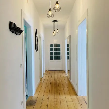 Moderne I Zentral I Grosser Parkplatz Lägenhet