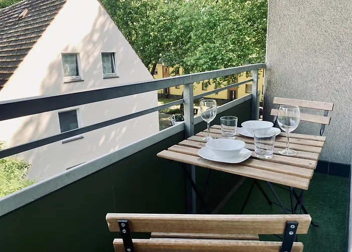 Moderne I Zentral I Grosser Parkplatz